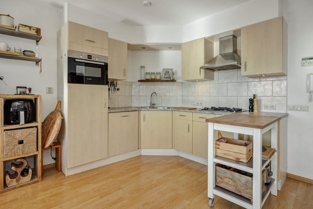 Foto 11 van Maaspoortweg 329