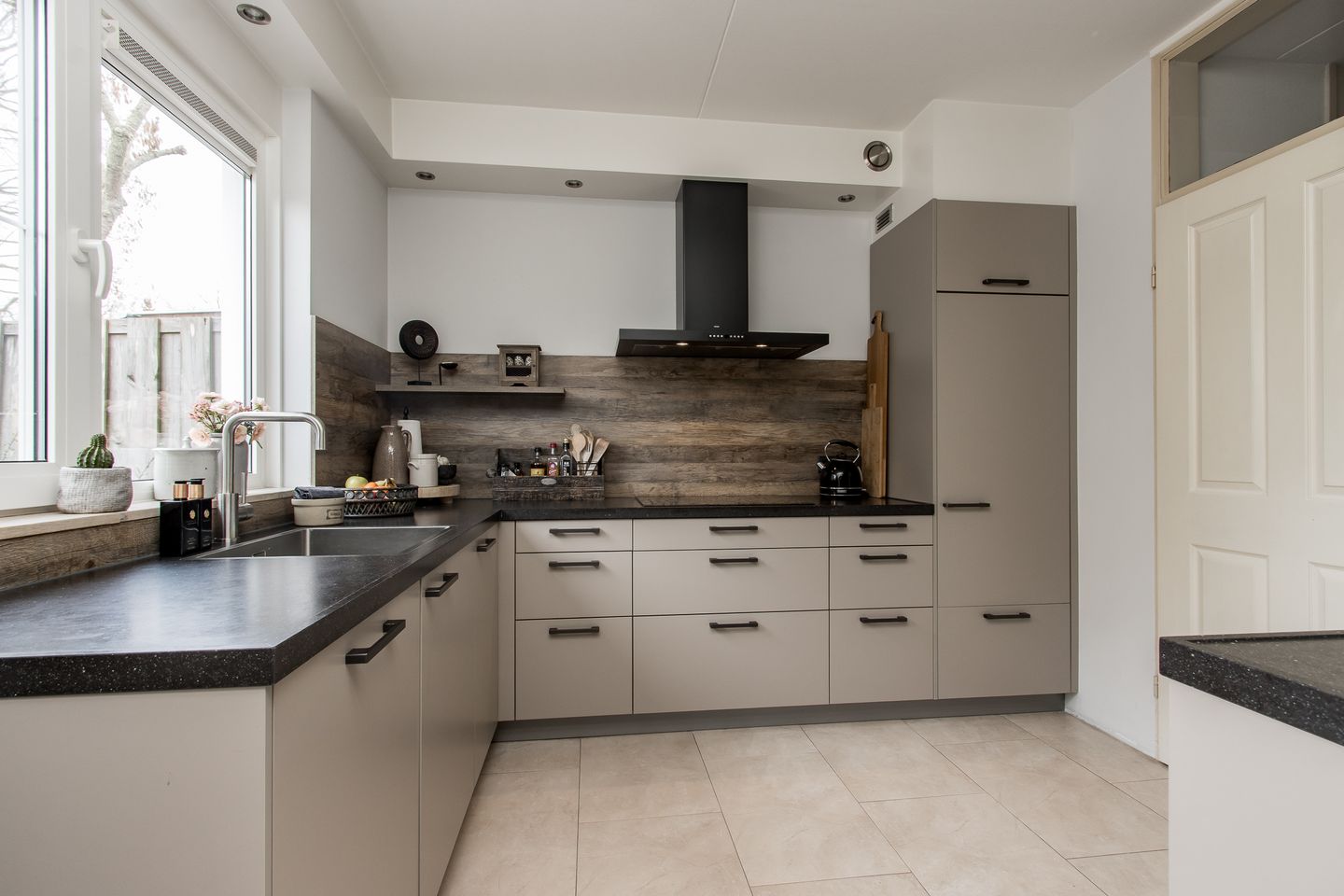 Foto 10 van Tienhont 10