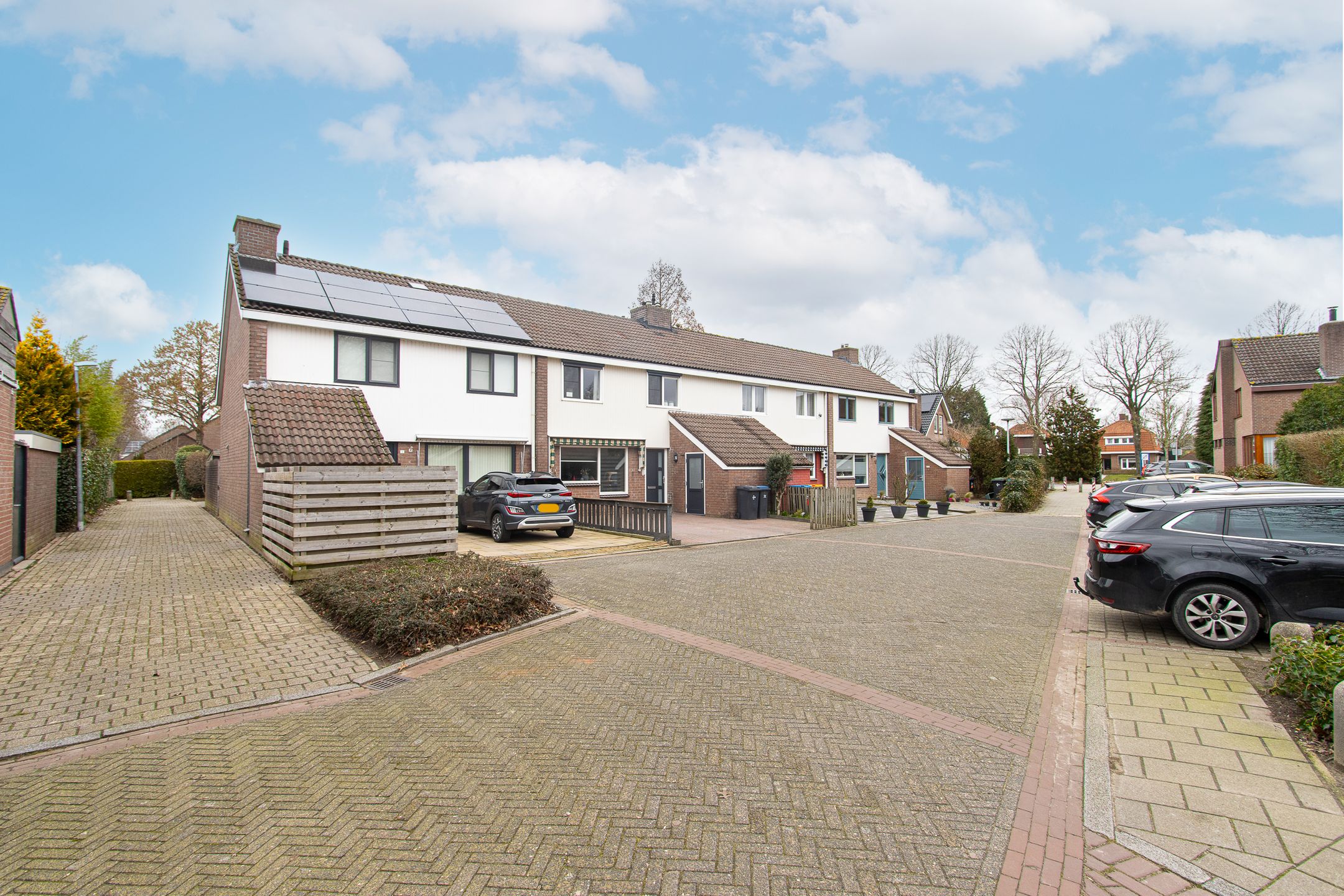 Foto 48 van Tienhont 10