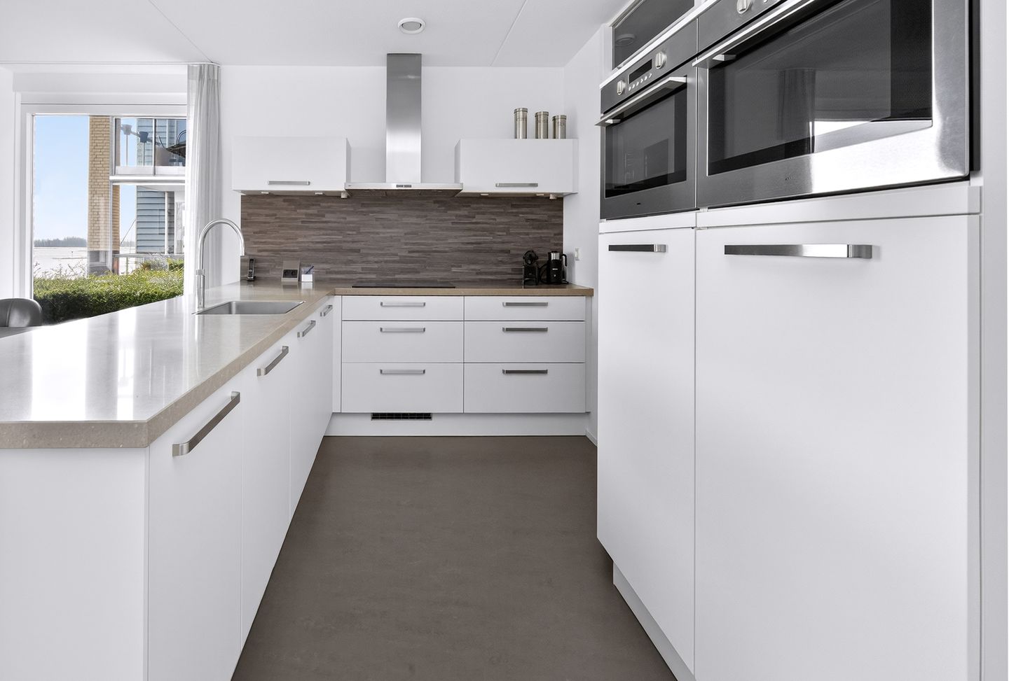 Photo 14 of Zutphensestraatweg 94