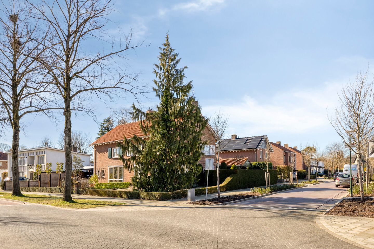 Foto 44 van Burg. de Kuijperlaan 24