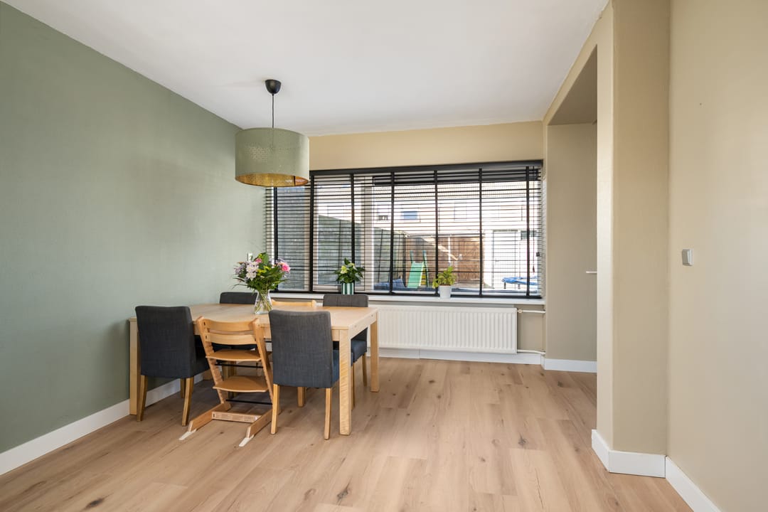 Foto 7 van van Ostadestraat 4