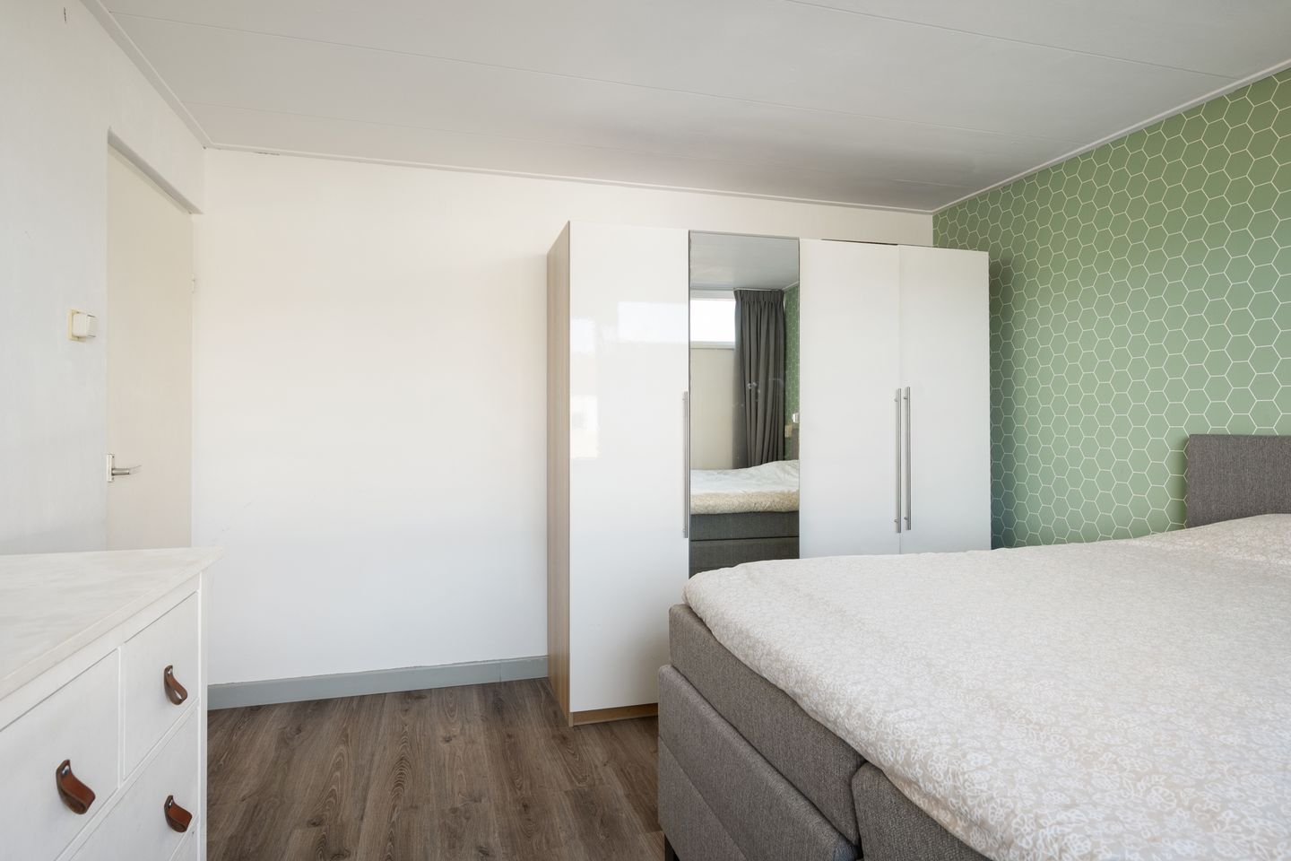 Foto 20 van van Ostadestraat 4