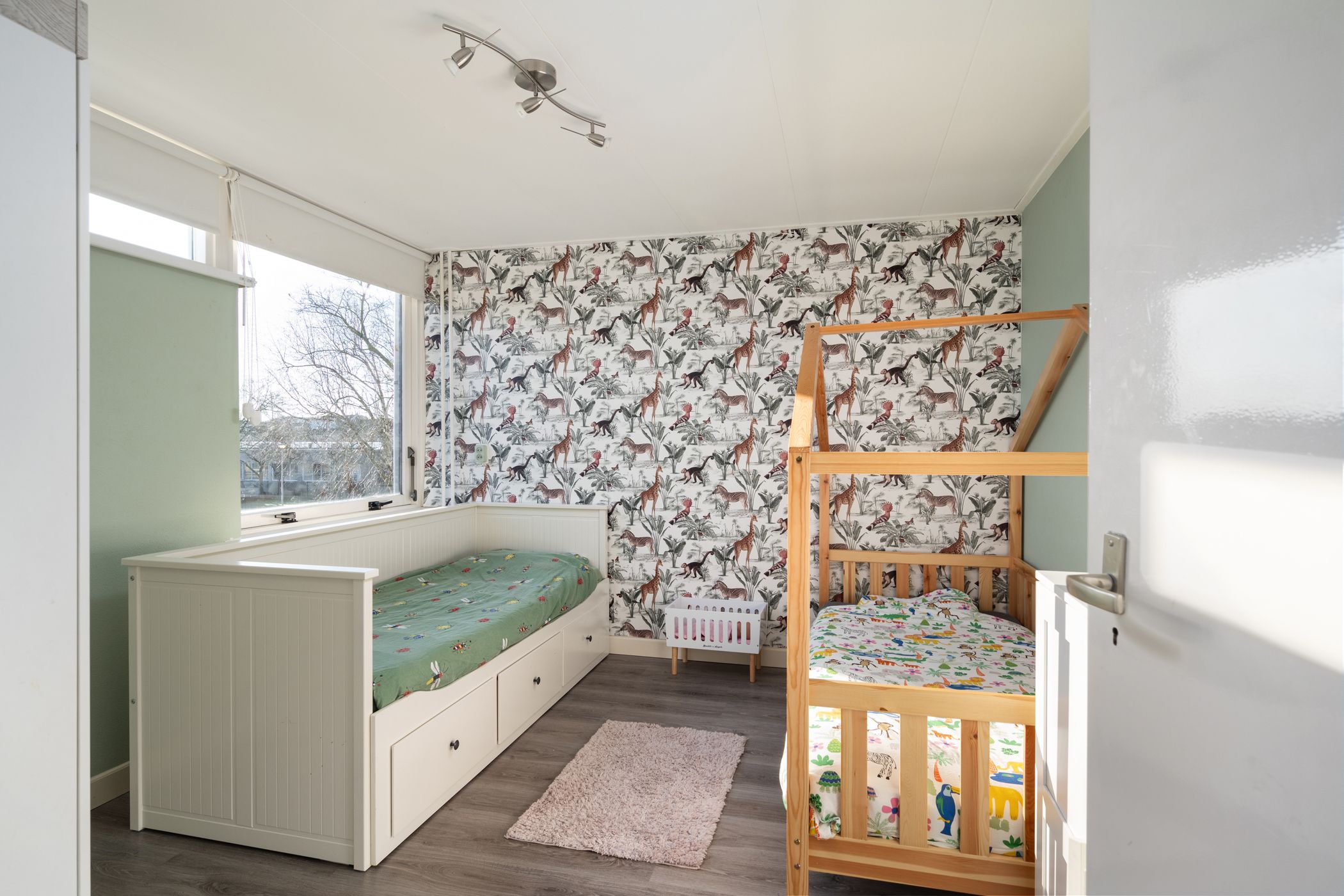 Foto 21 van van Ostadestraat 4