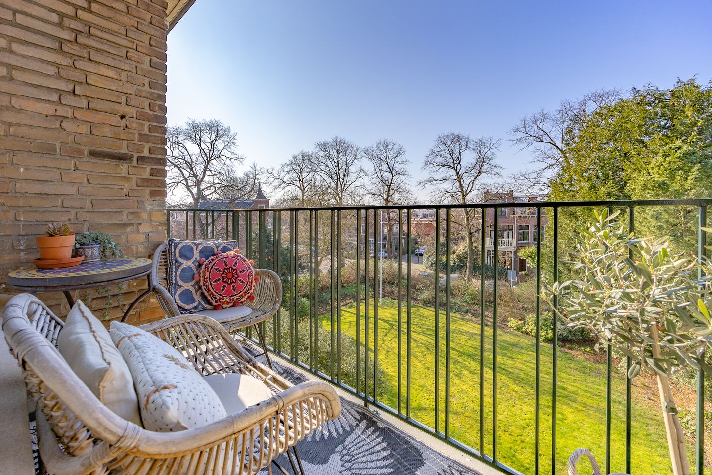 Photo 10 of Koninginnelaan 32