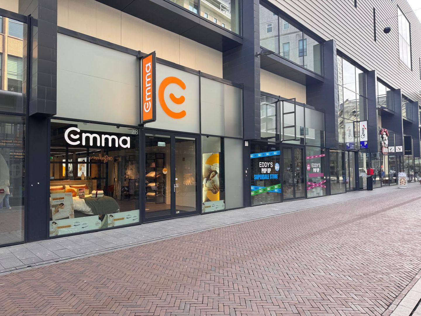 Bekijk foto 2 van Nieuwe Emmasingel 28-30