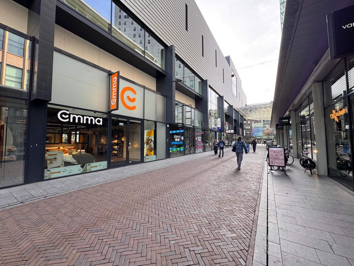 Bekijk foto 2 van Nieuwe Emmasingel 28-30