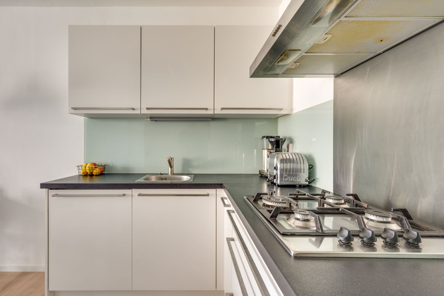 Foto 10 van Willemstraat 49-D