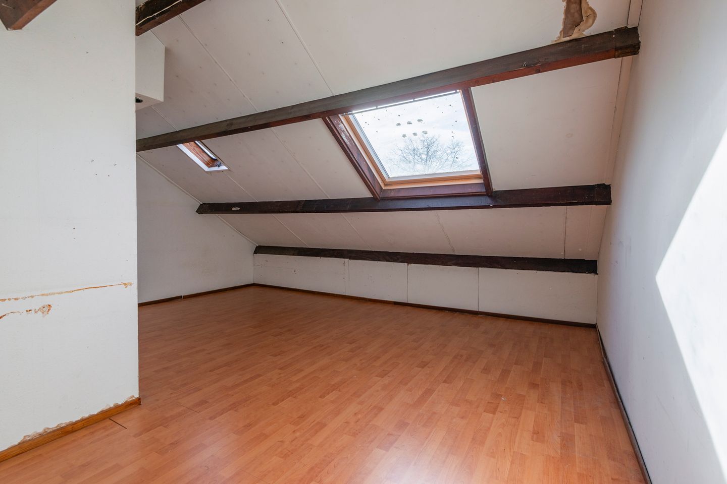 Photo 35 of Korbeel 26