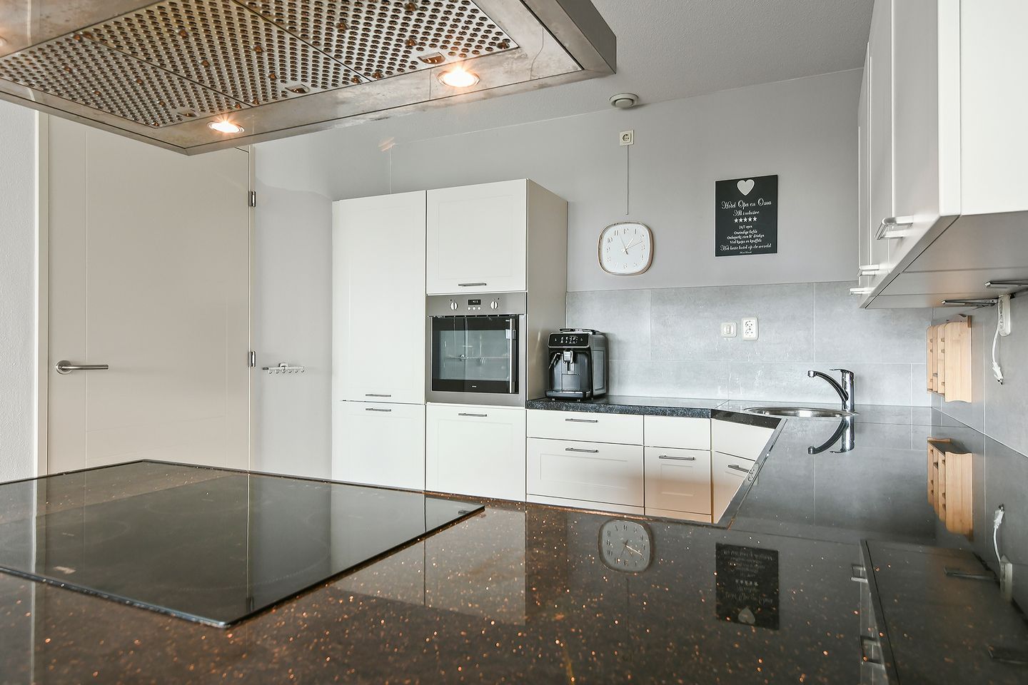 Foto 14 van Brandaris 12