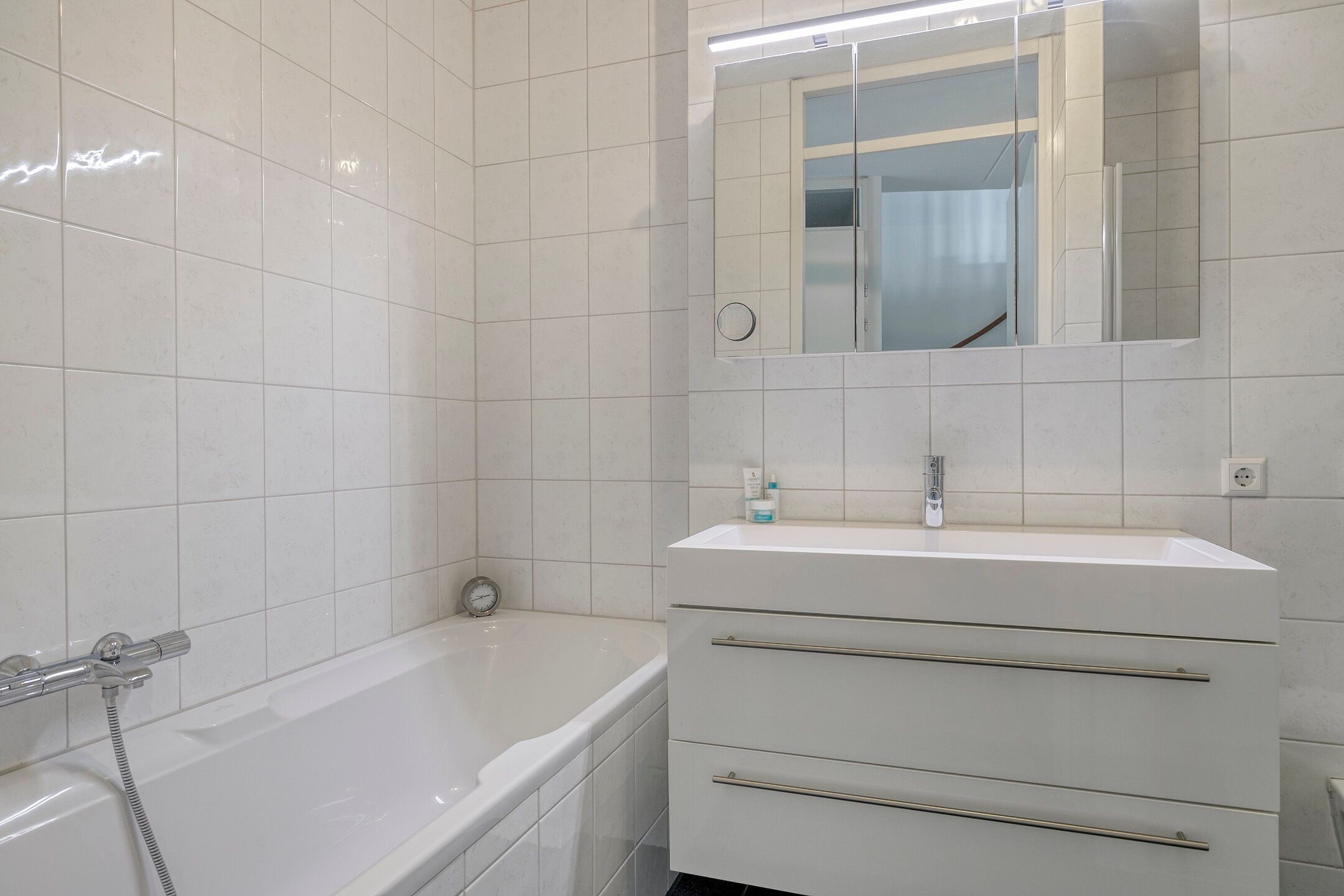 Foto 21 van Bosleeuwerik 50