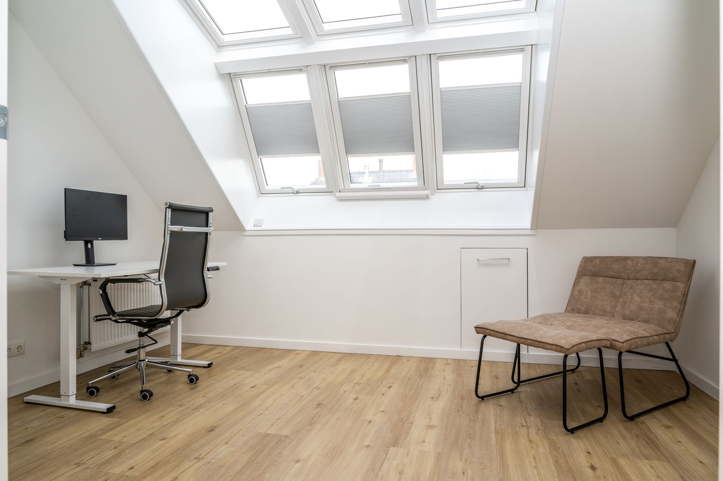 Foto 50 van Karel Glastra van Loonstraat 18