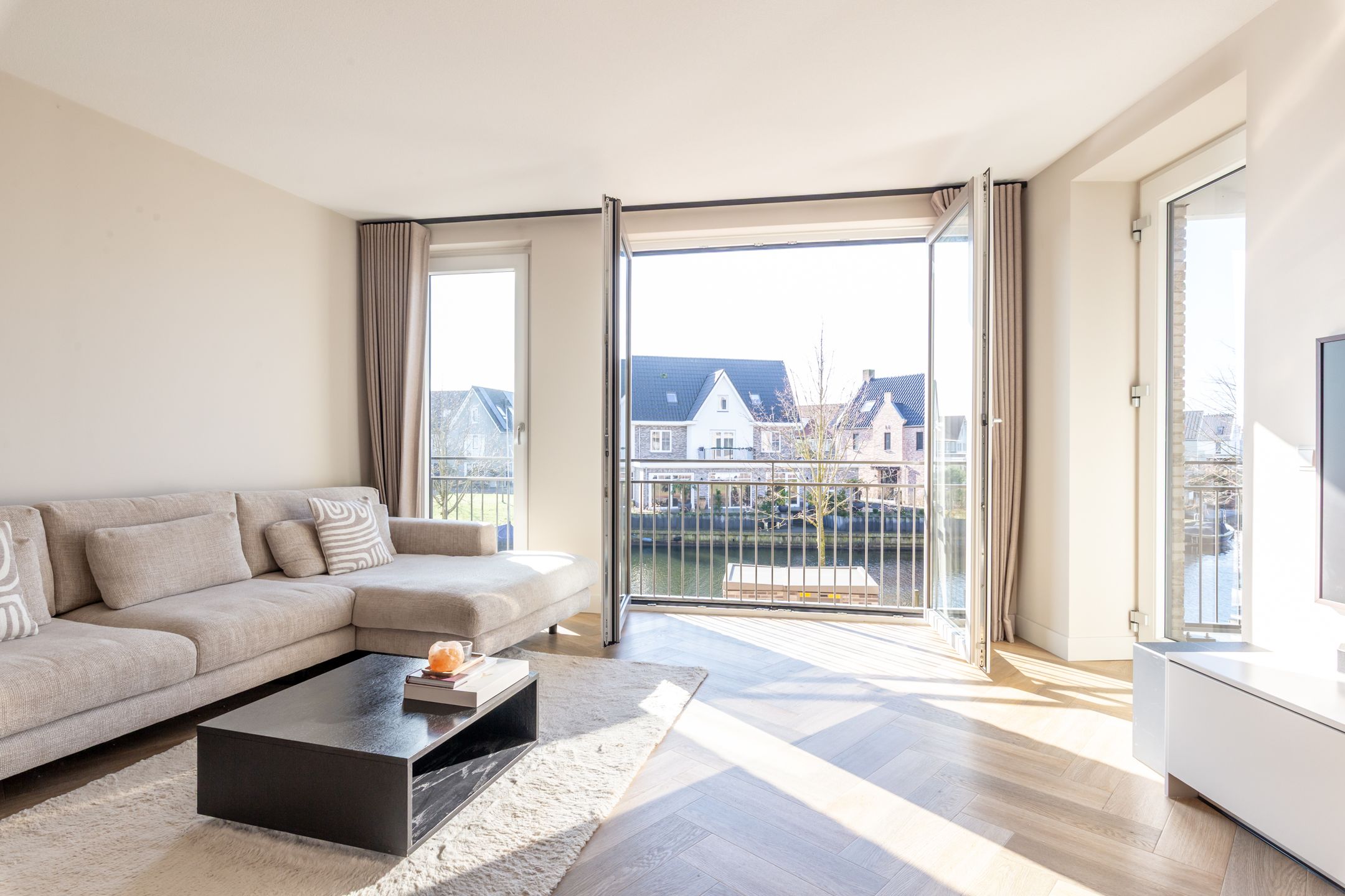 Foto 9 van Waterstadboulevard 198