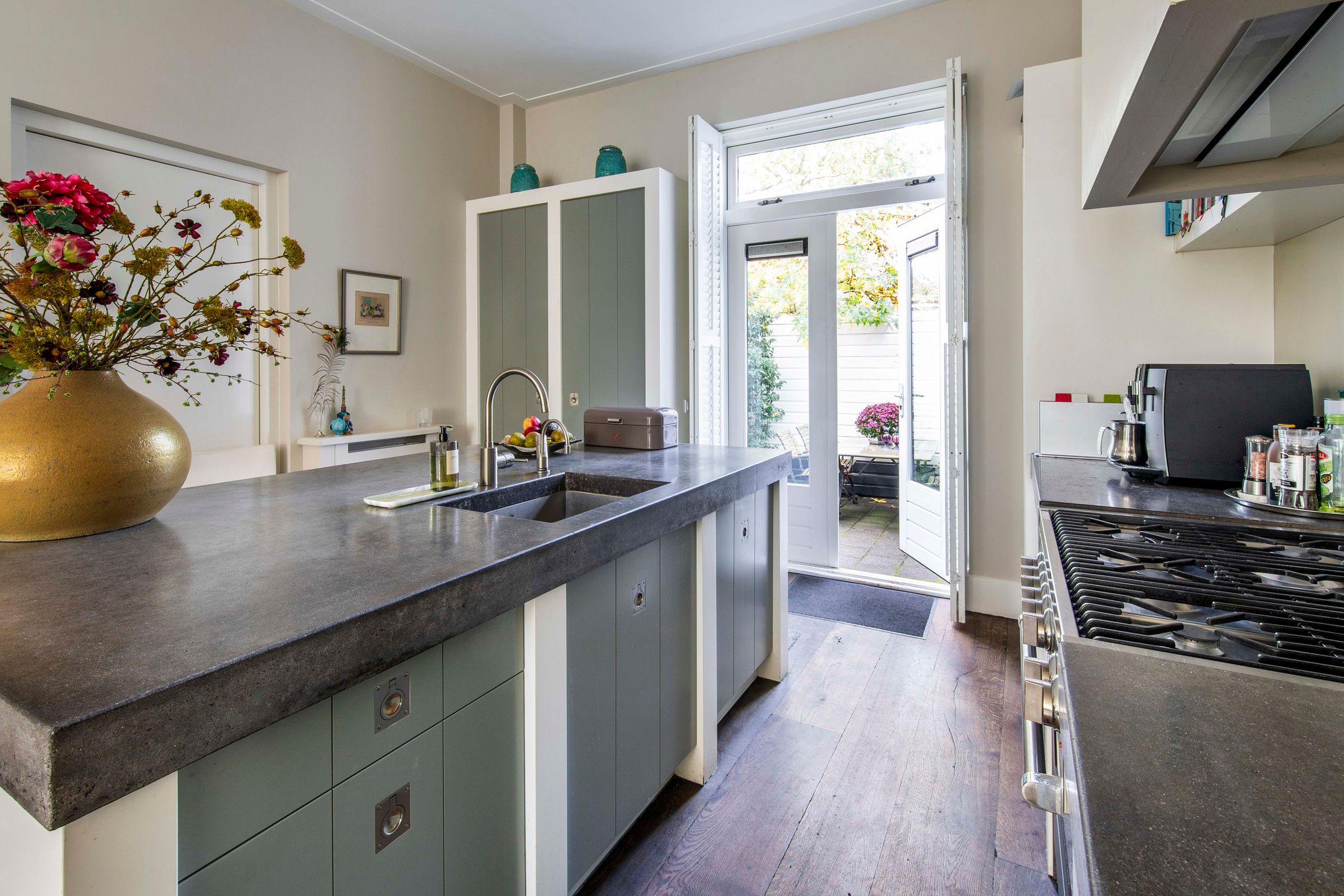 Foto 12 van Pastoorstraat 12