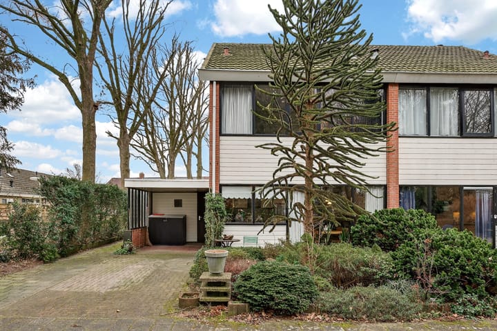 Photo 2 of Wielewaalstraat 12