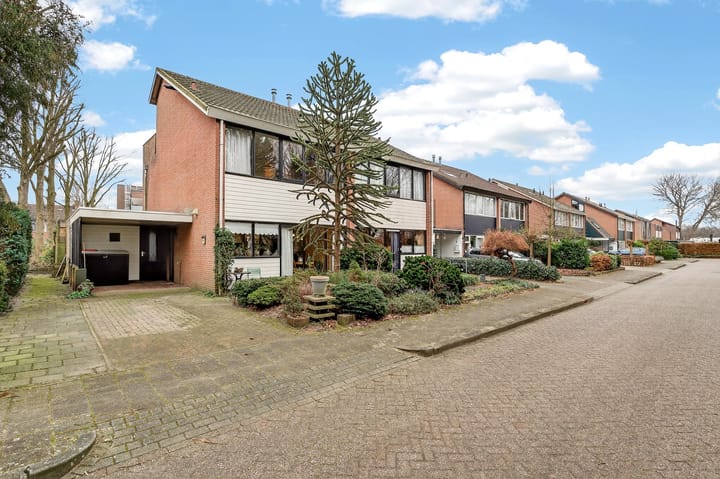 Photo 3 of Wielewaalstraat 12