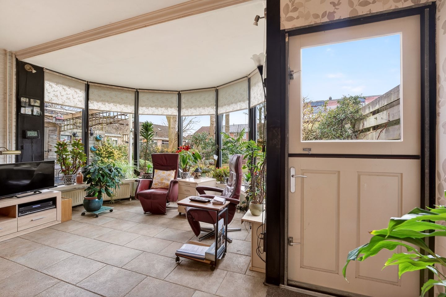 Foto 14 van Wielewaalstraat 12