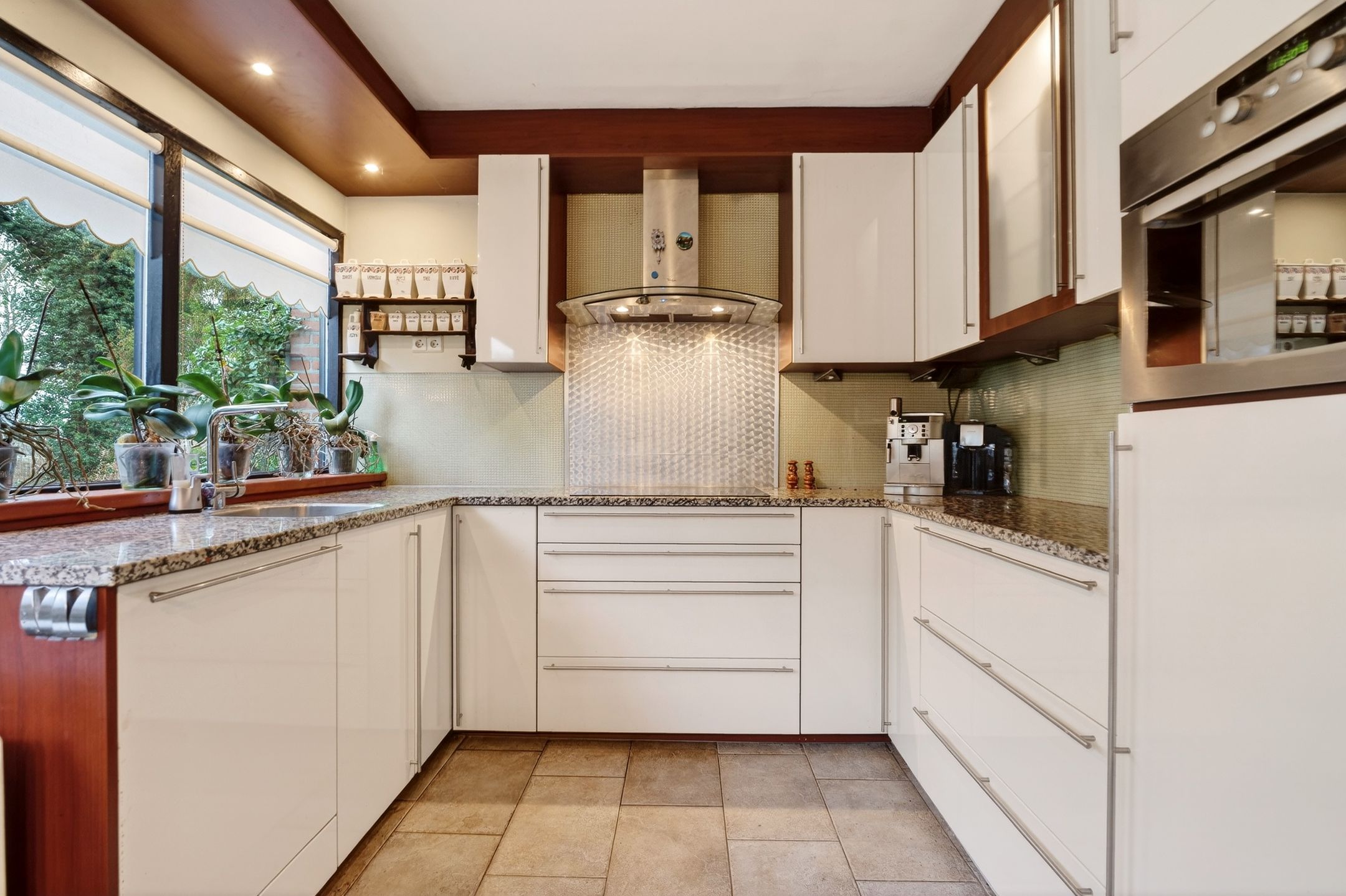 Foto 18 van Wielewaalstraat 12