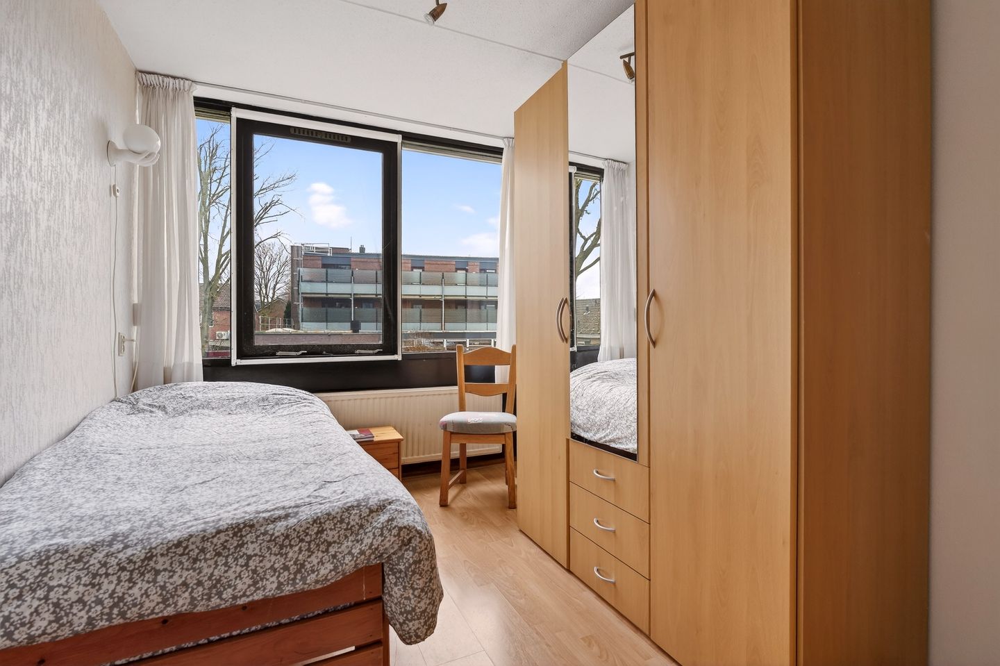 Foto 29 van Wielewaalstraat 12