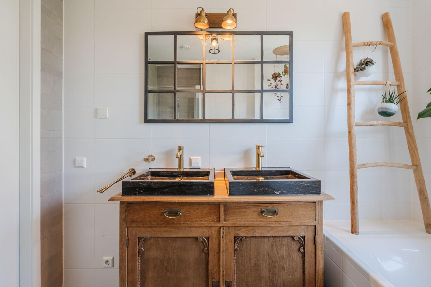 Photo 40 of Eiland 15