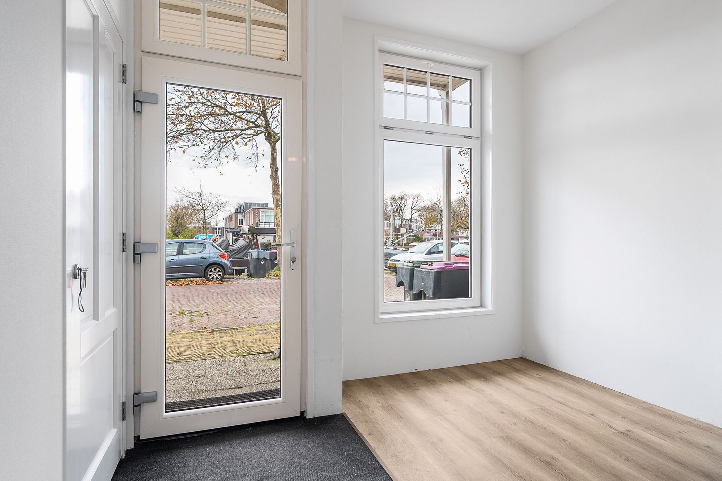 Photo 4 of Emmakade 147