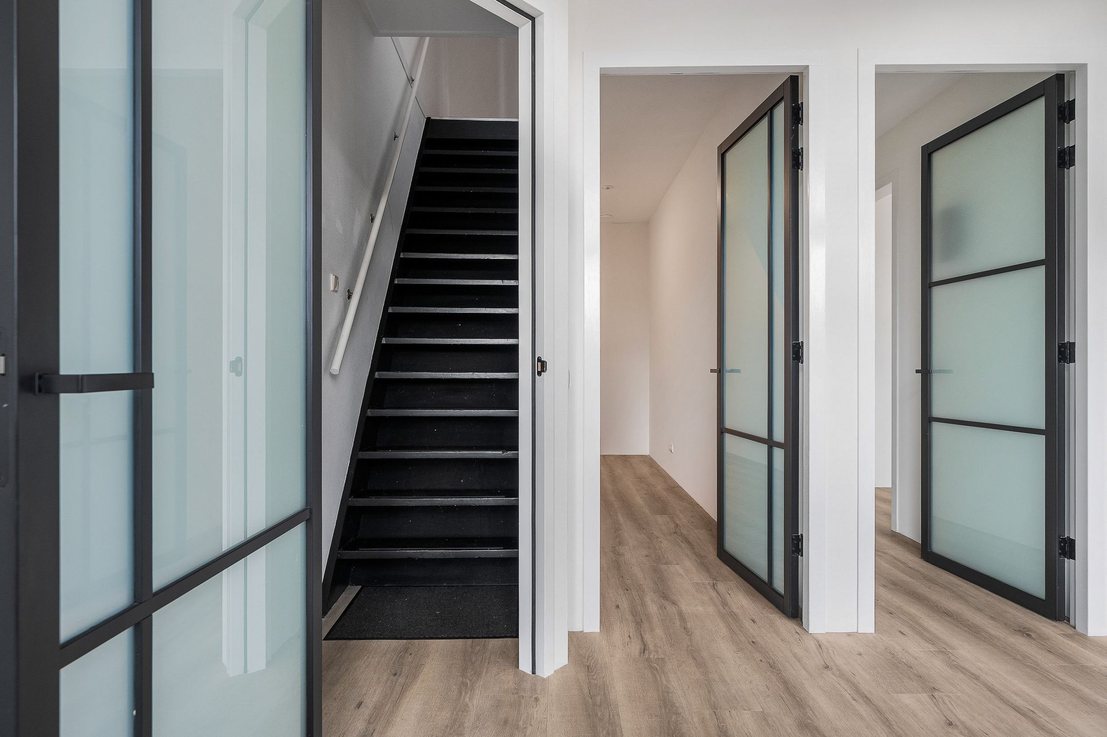 Photo 6 of Emmakade 147