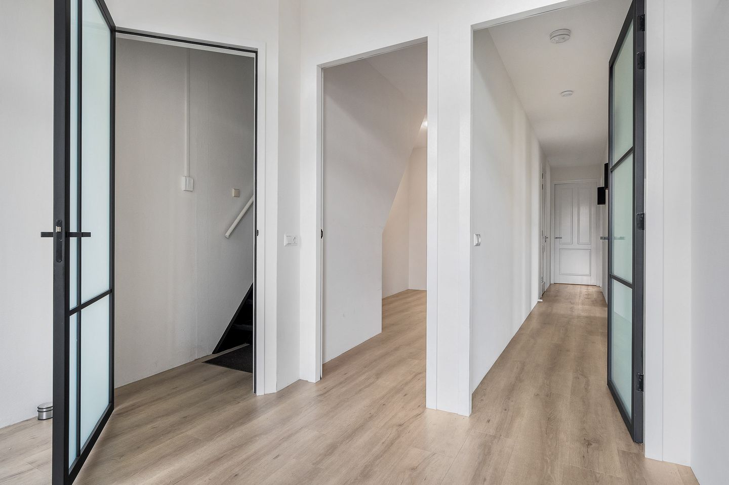 Photo 10 of Emmakade 147