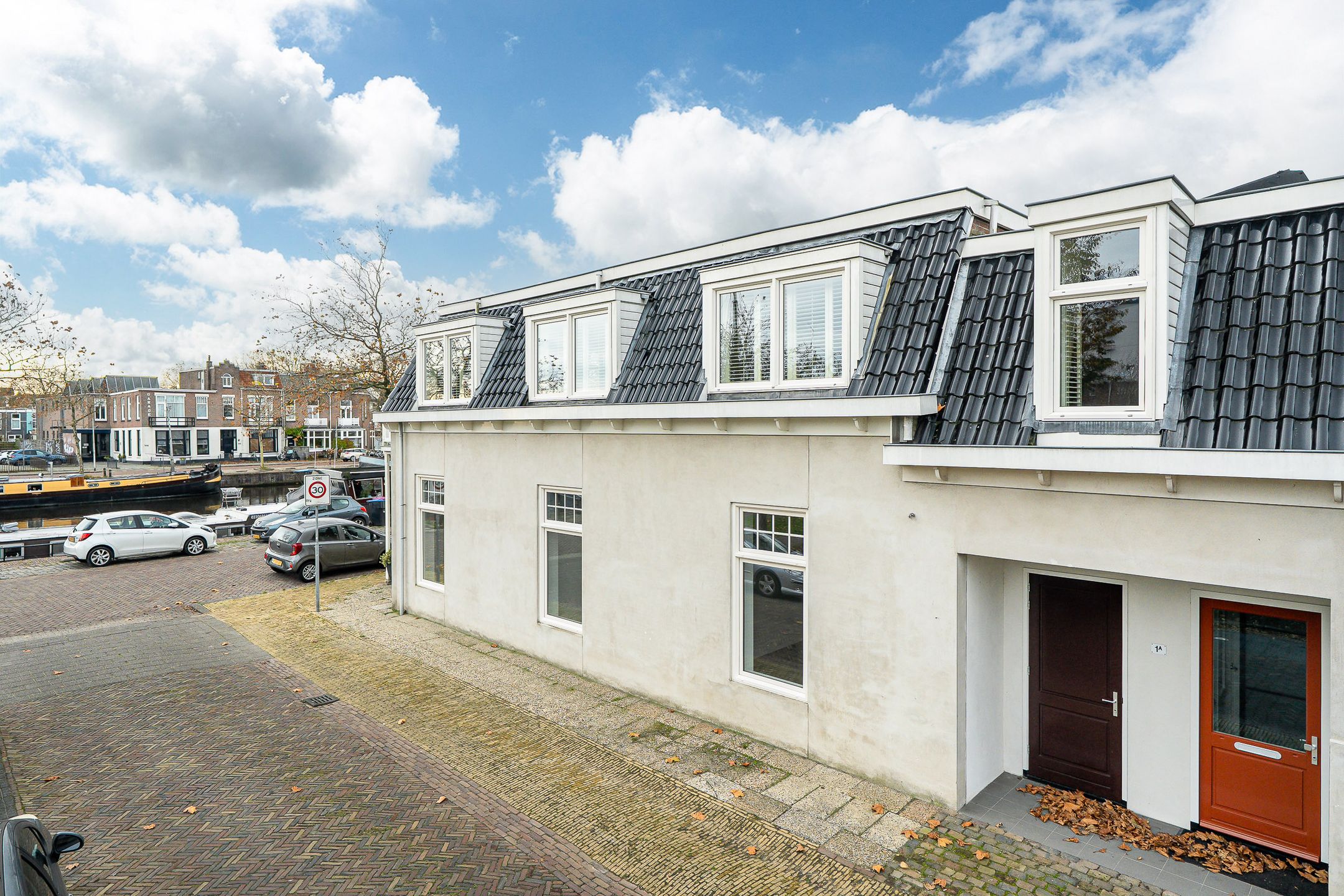 Photo 42 of Emmakade 147