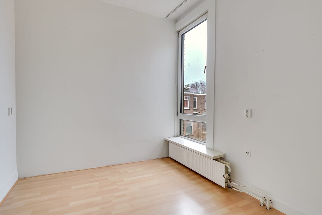 Photo 28 of Willem van Noortstraat 6
