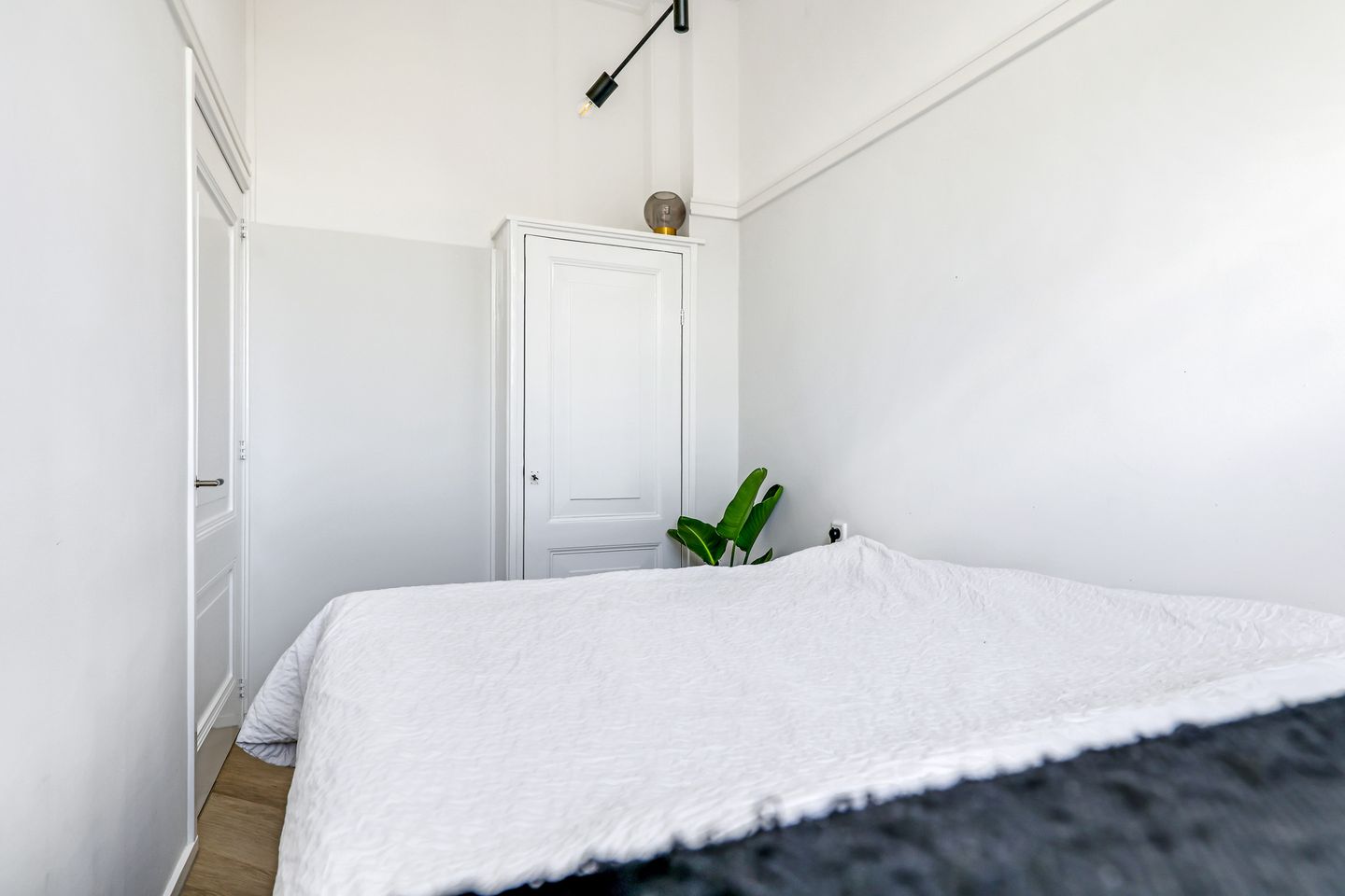 Foto 44 van van Berchenstraat 27-A