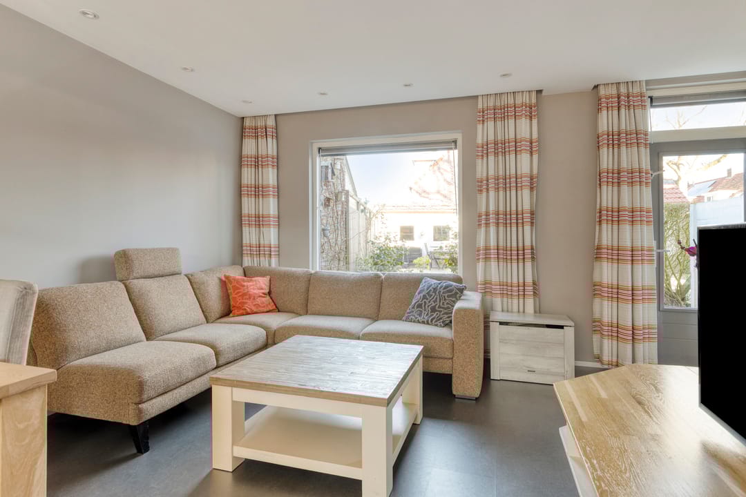 Foto 2 van Locatellistraat 30