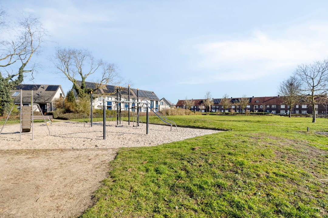 Foto 37 van Locatellistraat 30