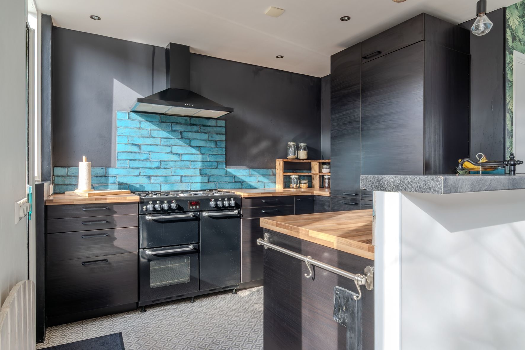 Foto 12 van De Ruyterweg 6