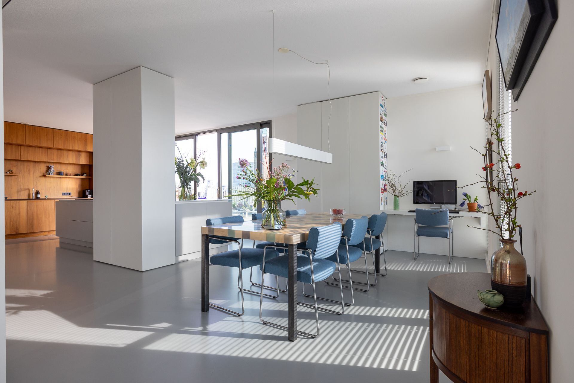 Foto 15 van Kruiskade 2-M