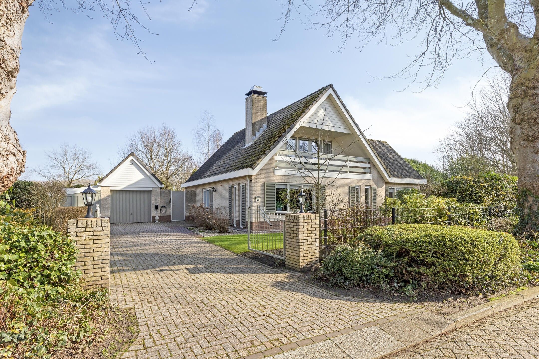 Photo 6 of Alexander Verhuellstraat 2