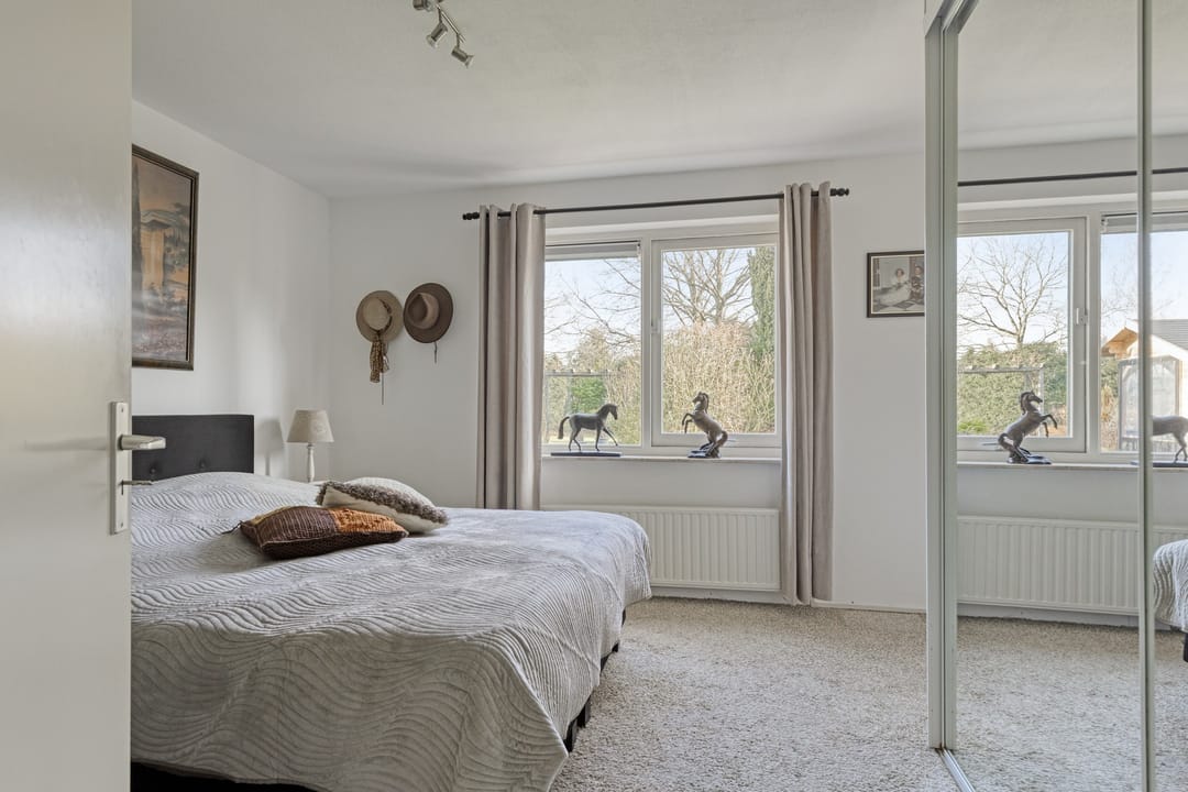 Photo 22 of Alexander Verhuellstraat 2