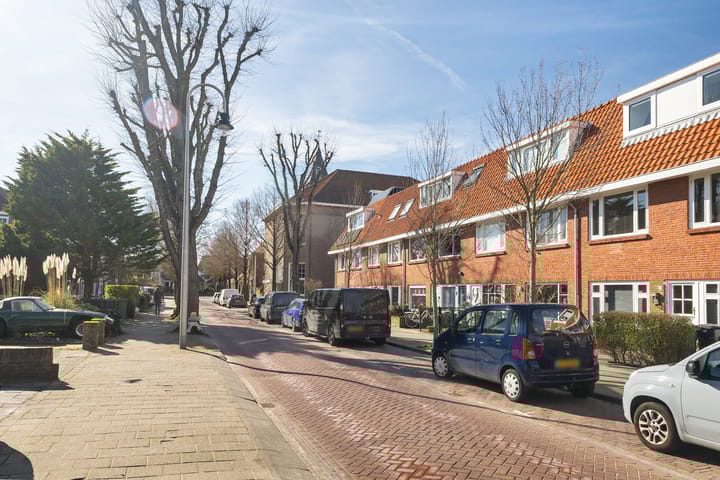 Photo 3 of Koninginneweg 11-ZW