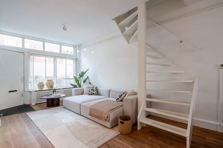 Photo 2 of Saenredamstraat 33-H