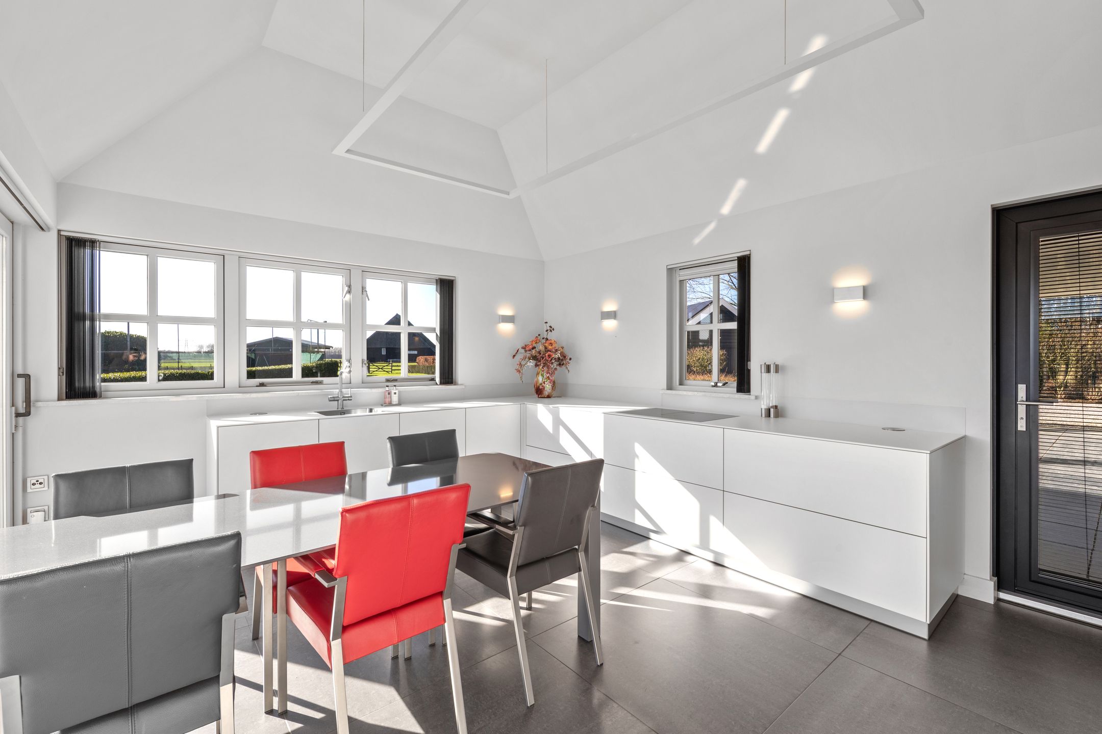 Foto 12 van Roosendaalsebaan 88