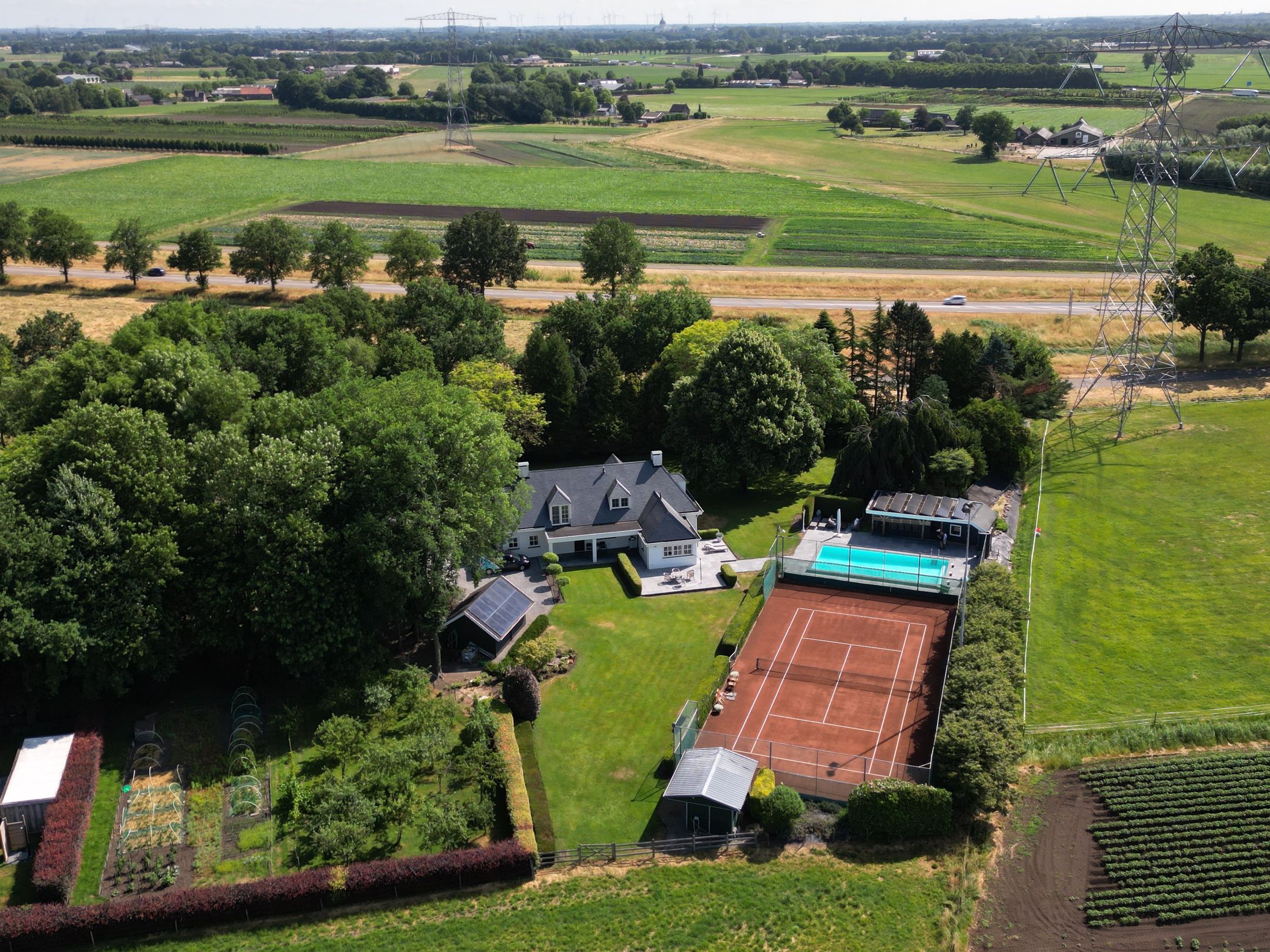 Foto 96 van Roosendaalsebaan 88