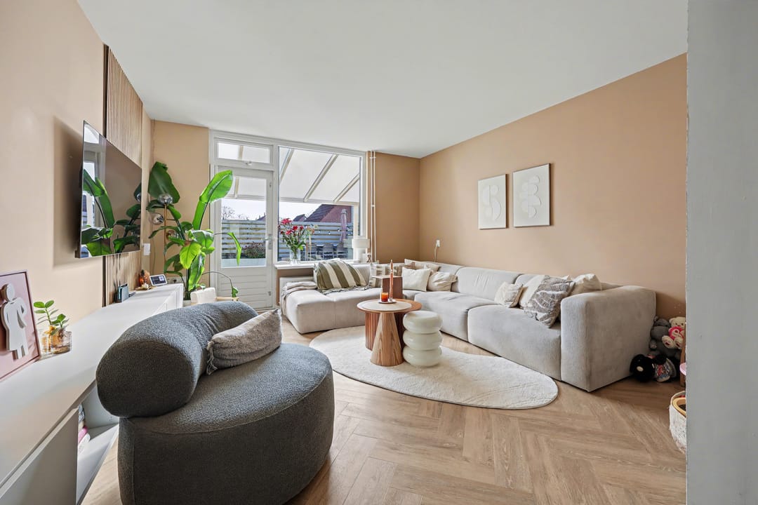 Photo 13 of Schaepmanstraat 52