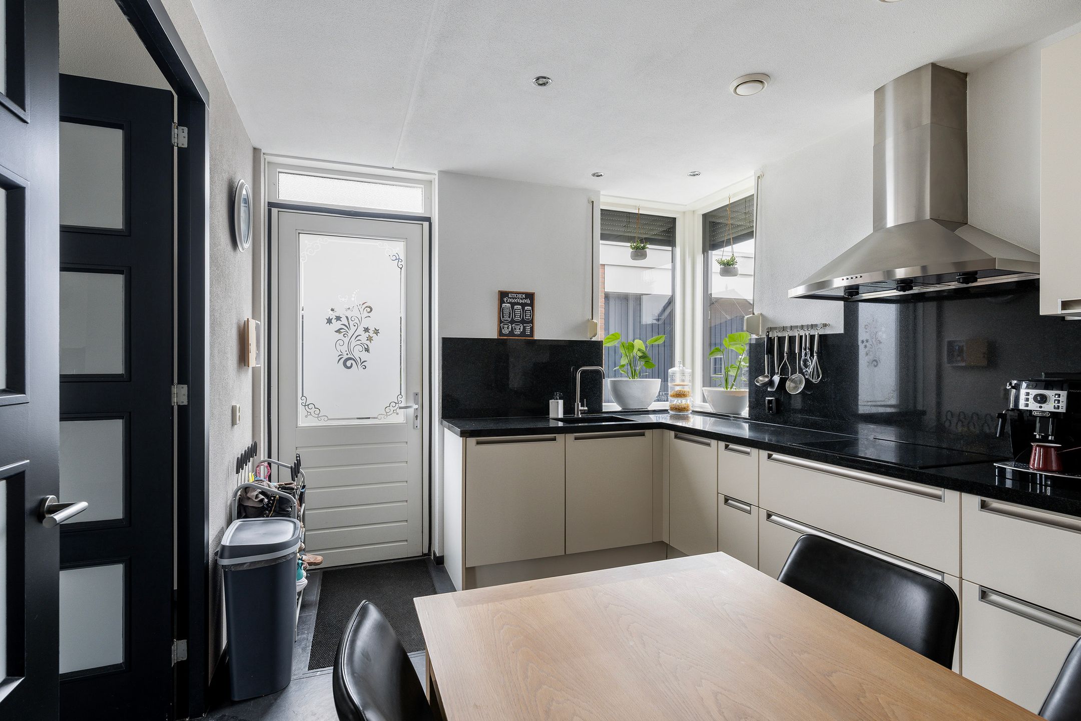 Photo 18 of Plataanstraat 1-A