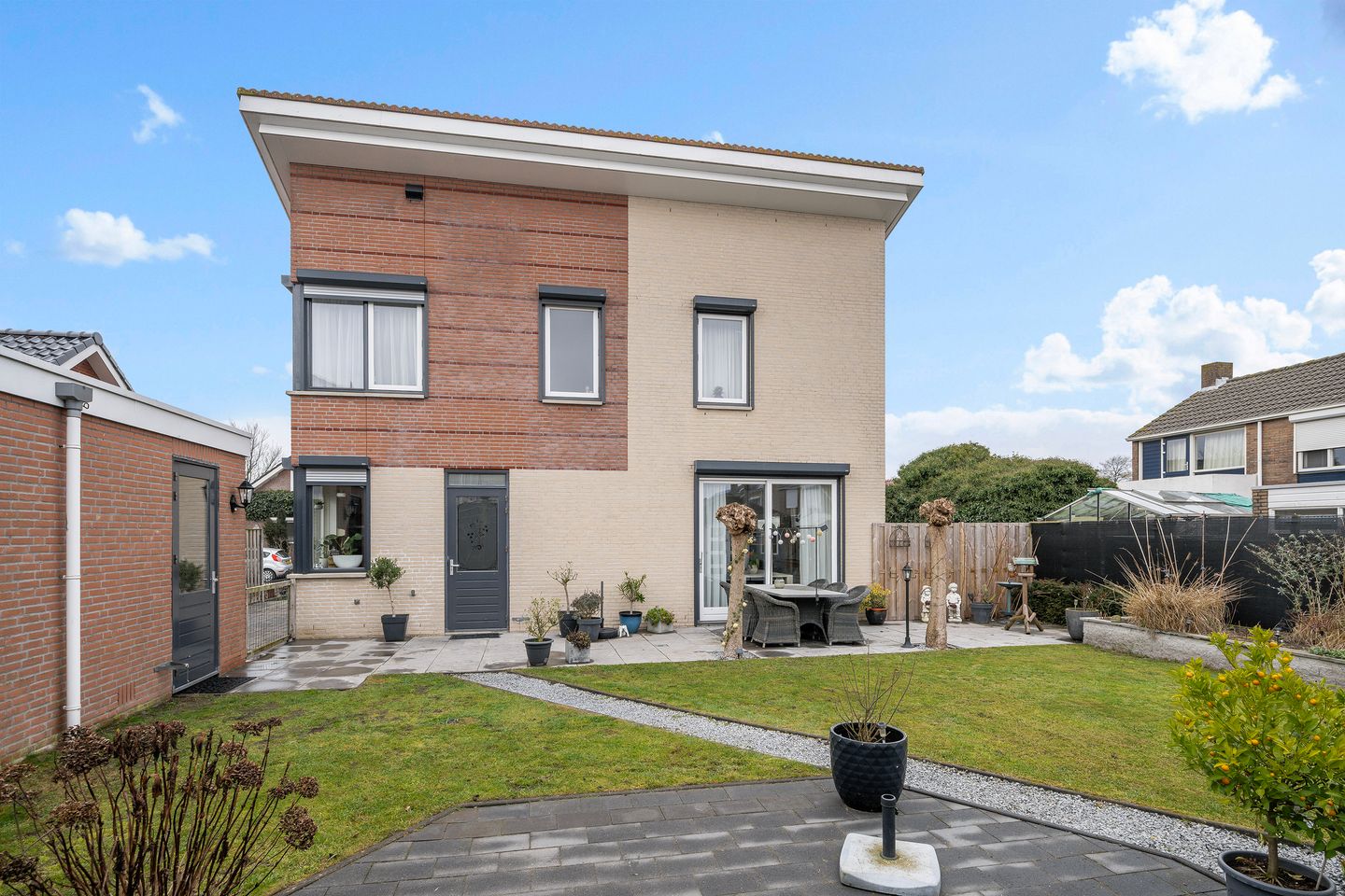 Photo 34 of Plataanstraat 1-A