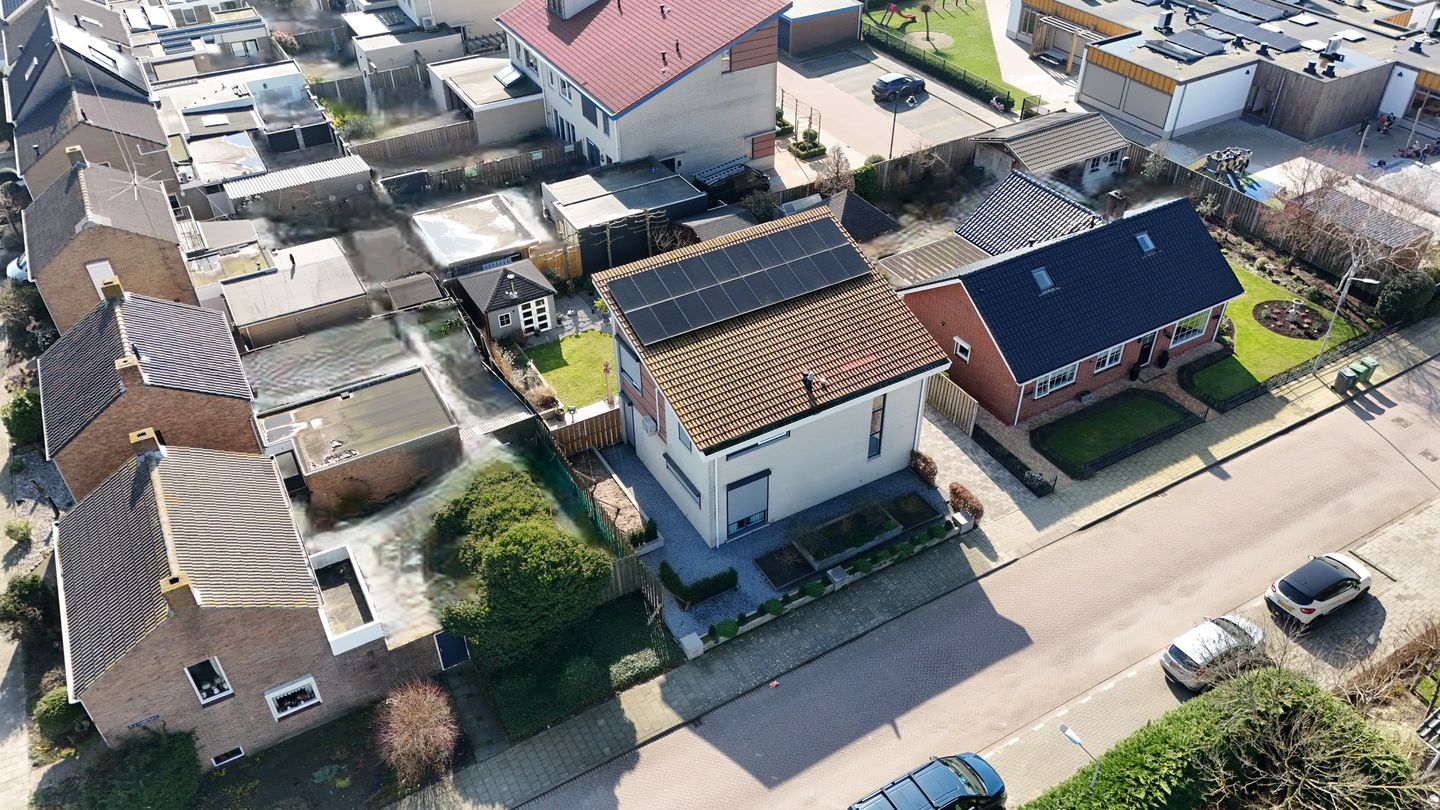 Photo 35 of Plataanstraat 1-A