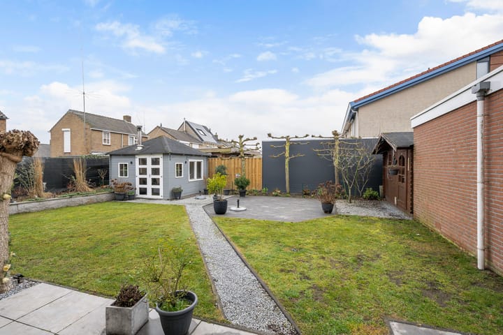 Photo 4 of Plataanstraat 1-A