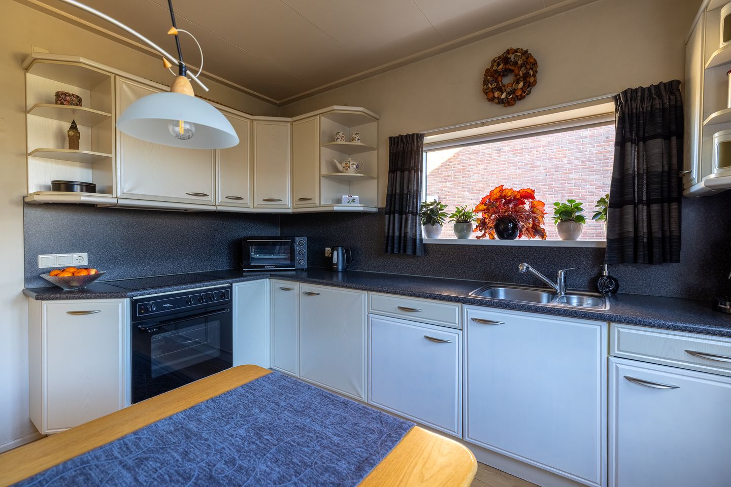 Foto 10 van Julianastraat 29