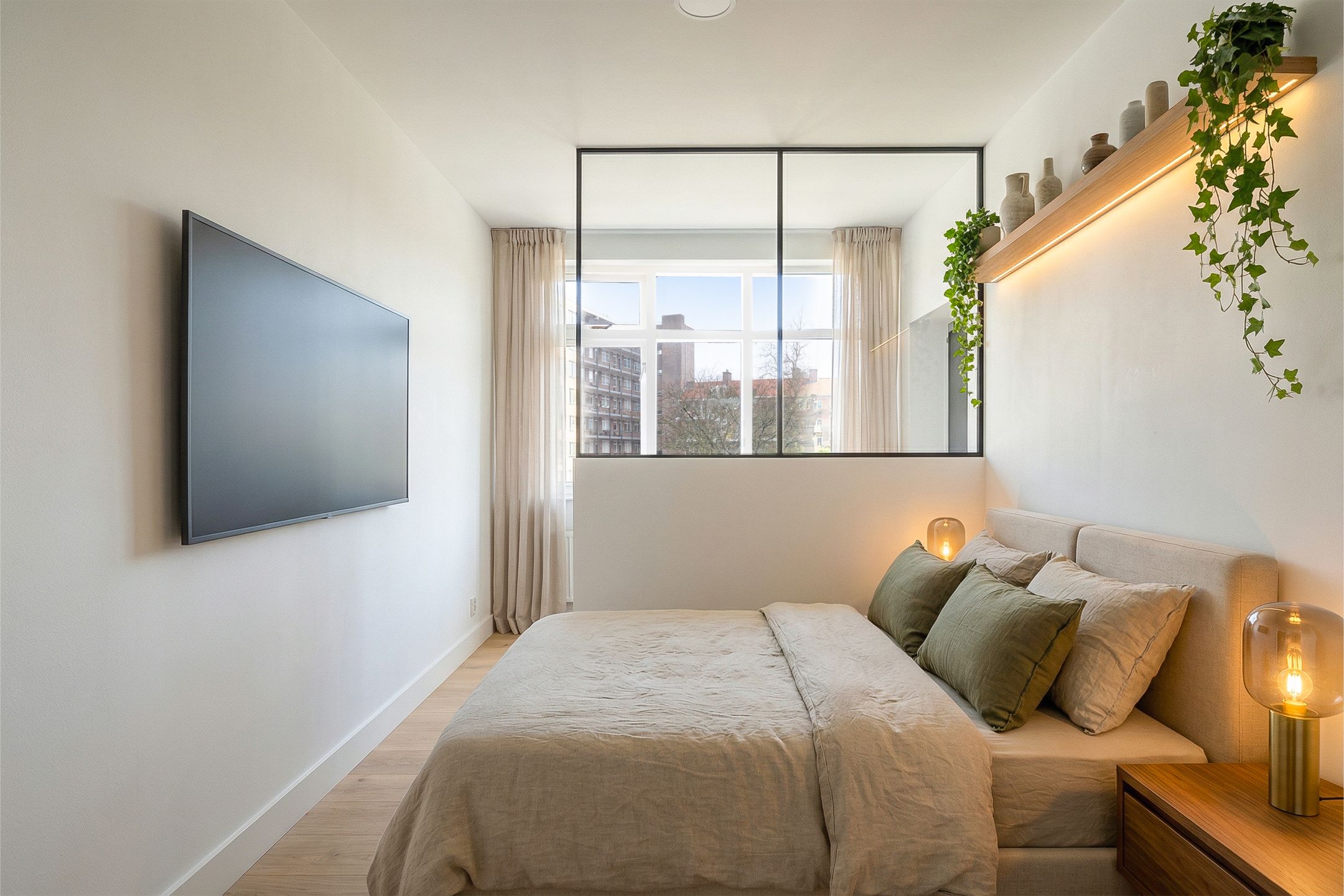 Foto 24 van Bredestraat 39-B