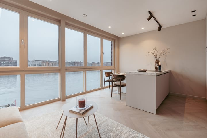 Photo 2 of Veemkade 270