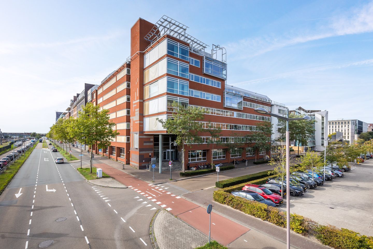 Bekijk foto 2 van Magistratenlaan 222