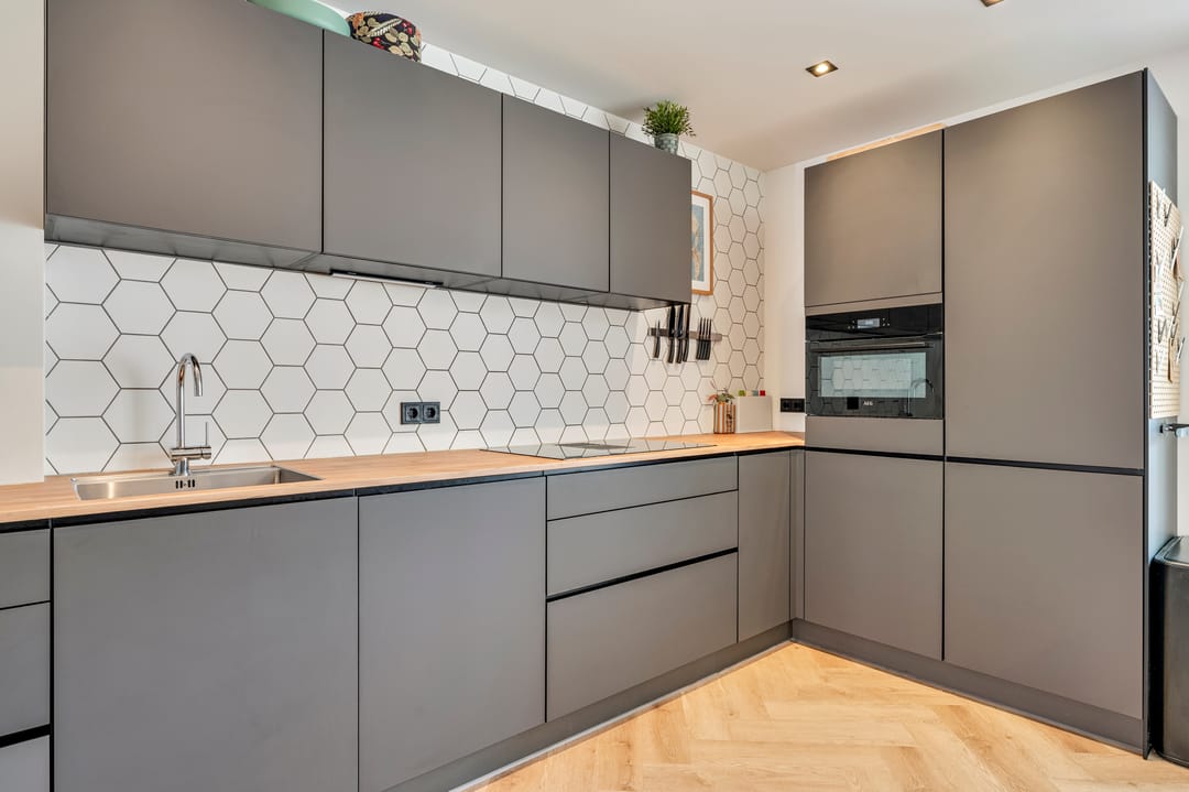 Photo 11 of Ridderstraat 32